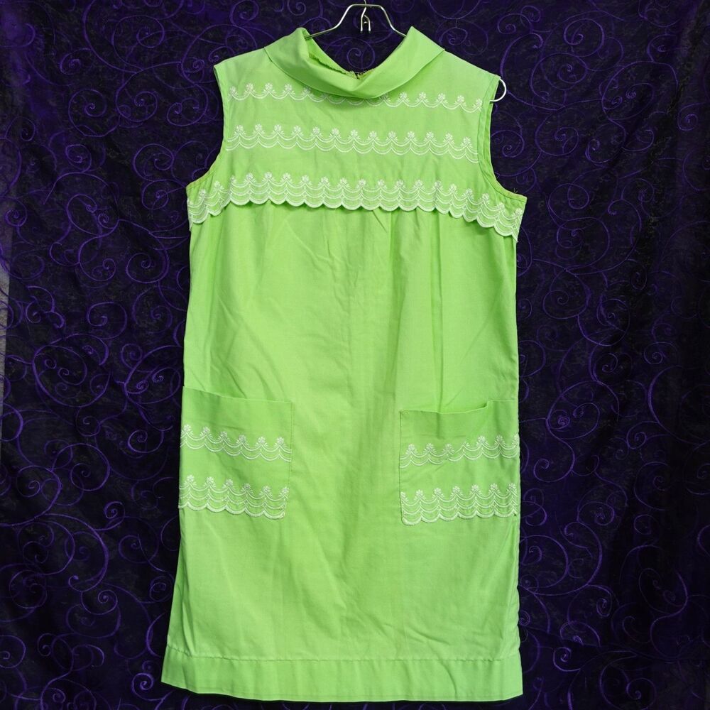 1960s Vintage Shift Dress MOD GoGo Day Smock Womens Sz Medium Pockets Green